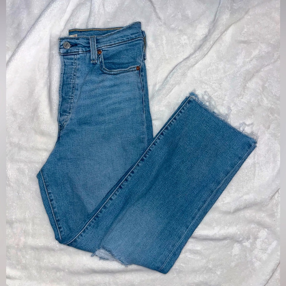 Levi’s Ribcage Ankle Straight light wash